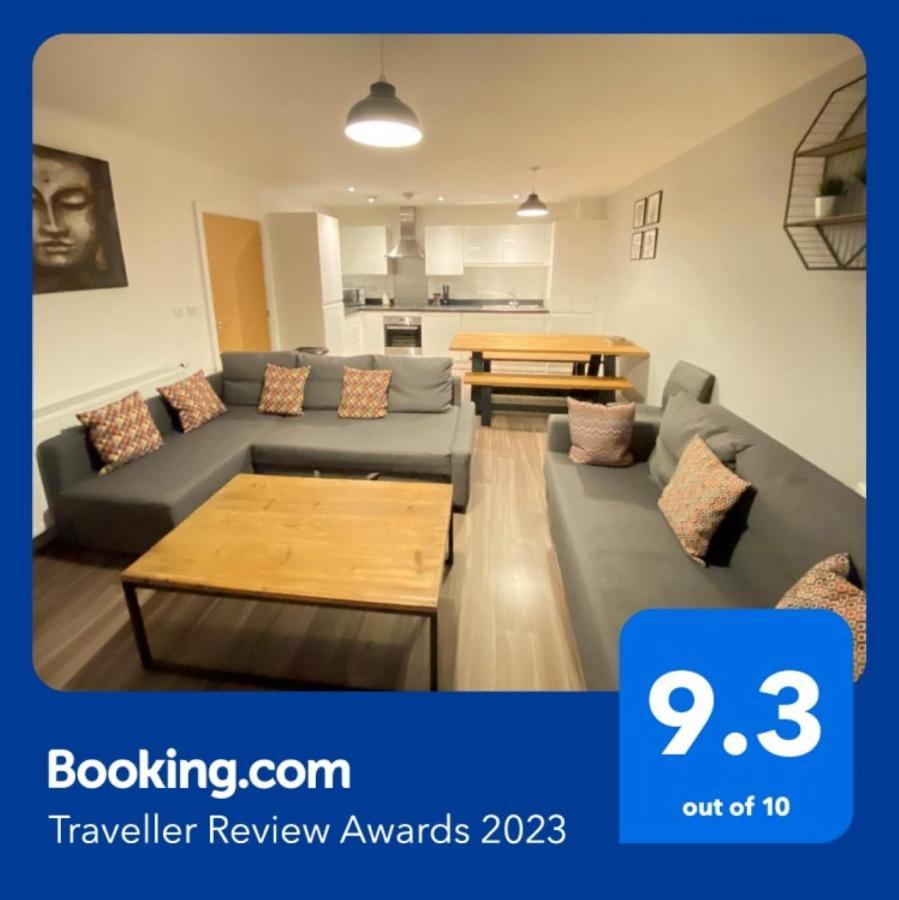 3 Bedrooms Double Or Single Beds, 2 Parking Spaces! Wifi & Smart Tv'S, Balcony Portsmouth Exterior foto